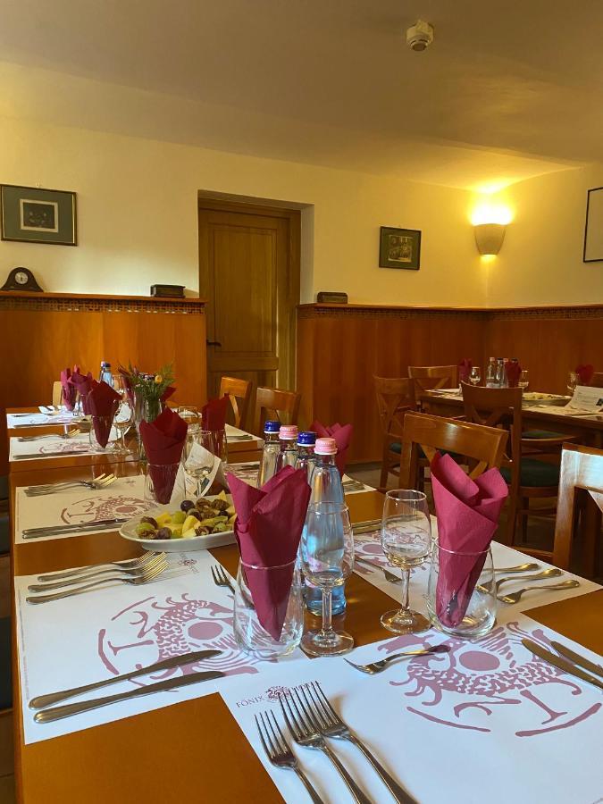 Fonix Hotel Балатонфёльдвар Экстерьер фото