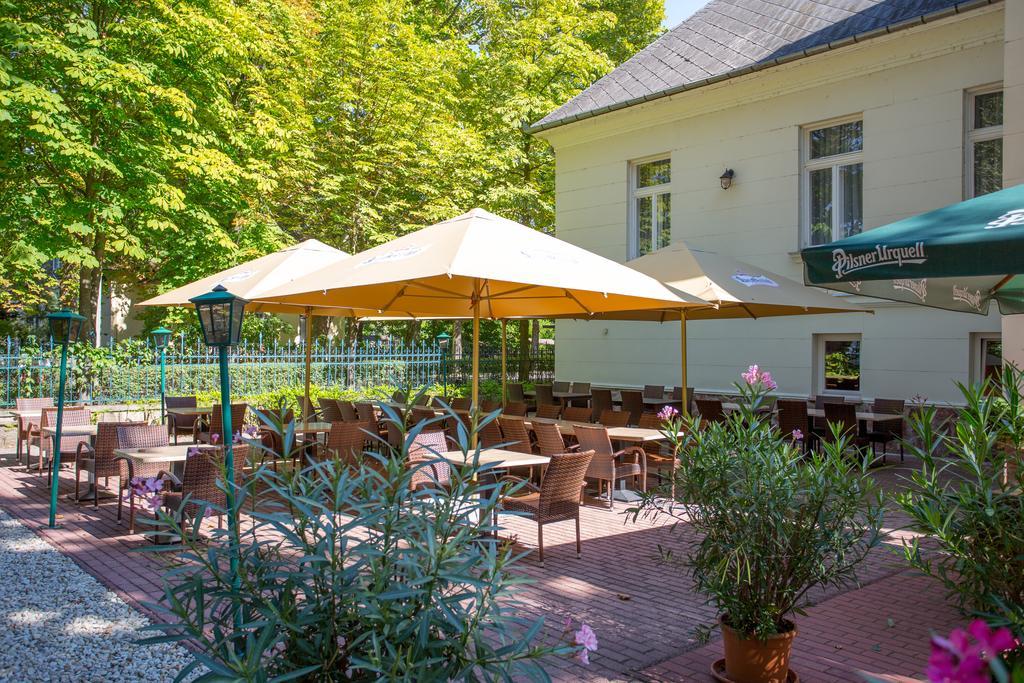 Fonix Hotel Балатонфёльдвар Экстерьер фото